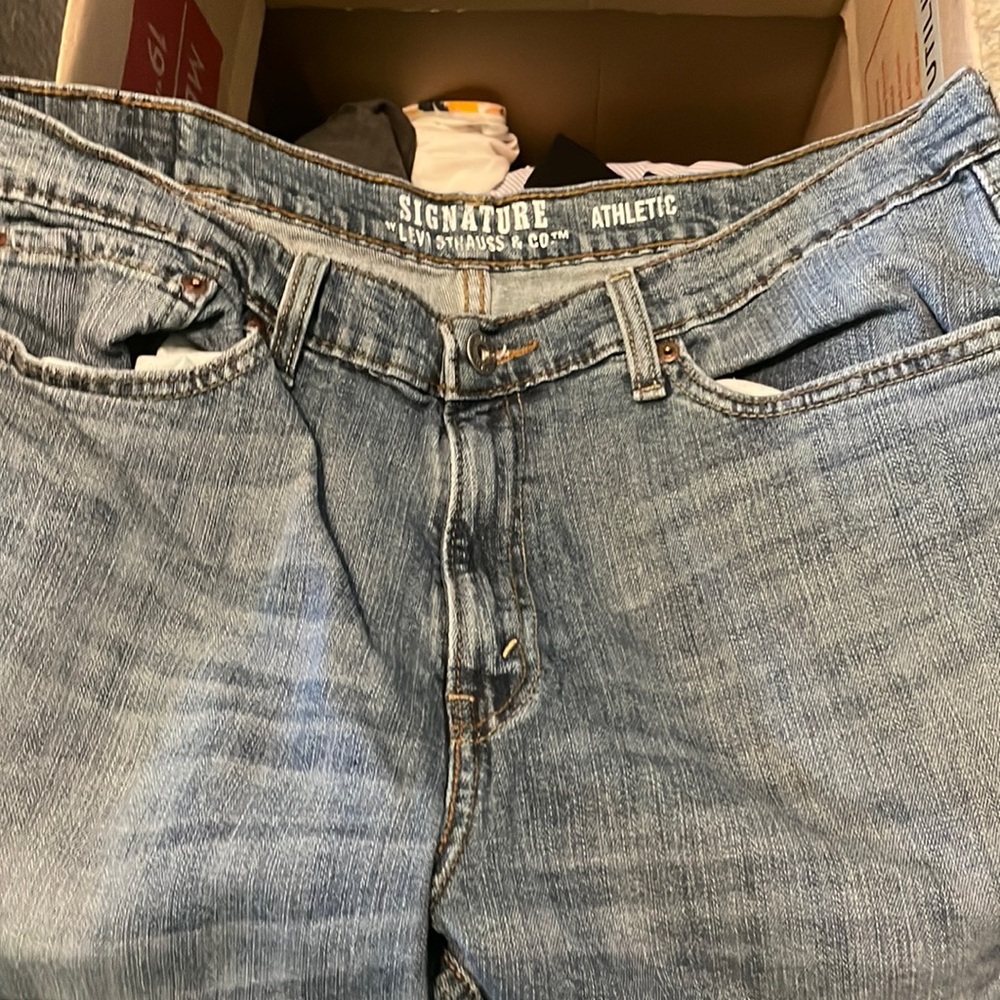 men’s Levi jeans